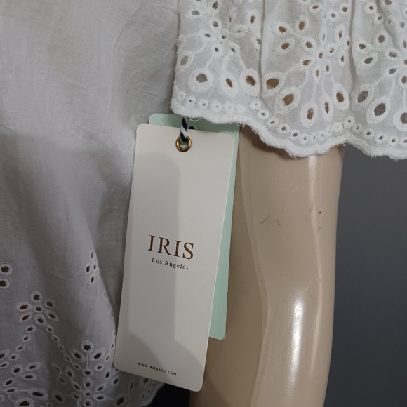 IRIS Los Angeles off the shoulder blouse with eyelet trim New with Tags Size M - Picture 5 of 7